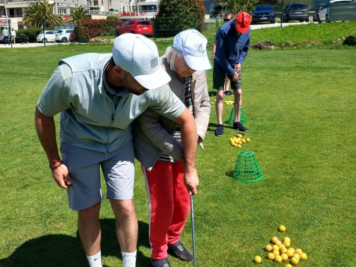 sortie golf en EHPAD
